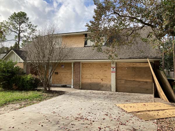 We buy all houses including this boarded-up house in Houston